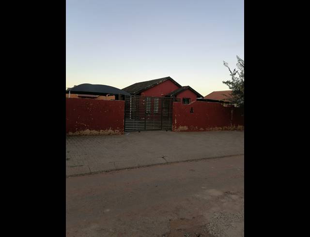 2 BEDROOM HOUSE FOR SALE IN UNITAS PARK